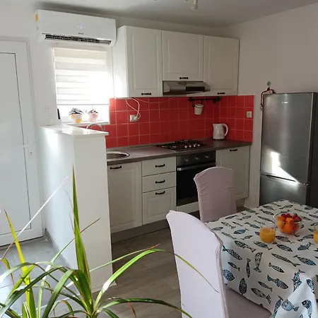 Apartment Apartman Mala Cici Zadar